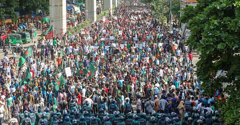 দিনভর সংঘর্ষ, গুলি: সারা দেশে নিহত ৪৮