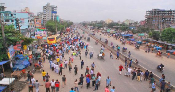 ঢাকা-সিলেট ও ঢাকা-চট্টগ্রাম মহাসড়ক বন্ধ