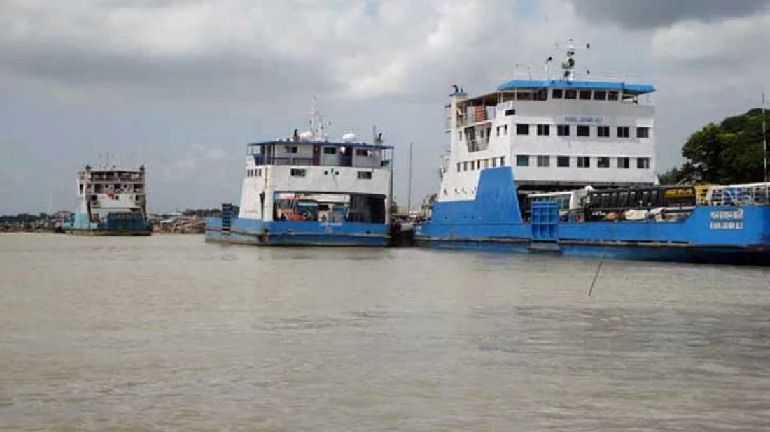 তিন নৌরুটে ফেরি চলাচল স্বাভাবিক