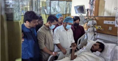 চীনে ফেরার সাথে সাথেই ঢামেকে নুরের খোঁজ নিলেন নাহিদ-সার্জিস