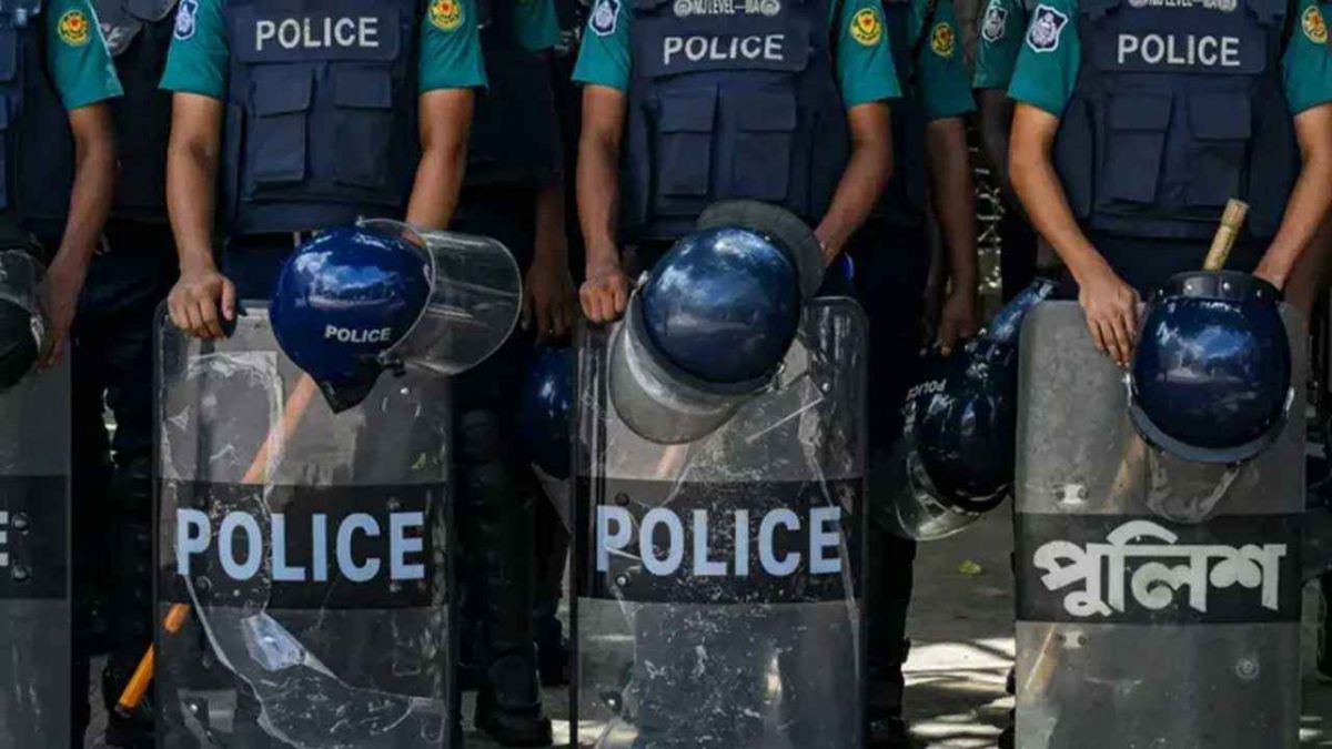 নির্বাচনের জন্য দেড় লাখ পুলিশকে বিশেষ প্রশিক্ষণ দিচ্ছে বাংলাদেশ পুলিশ