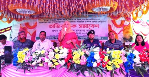 শিক্ষকের কাছেই পড়ুক শিক্ষার্থী, নিরপেক্ষভাবে দেখবেন খাতা — ডিসি সুলতানা