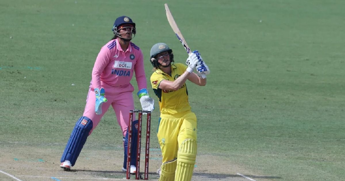 এক ম্যাচে ৯৯ চার ও ১২ ছক্কা, ৭৮১ রান