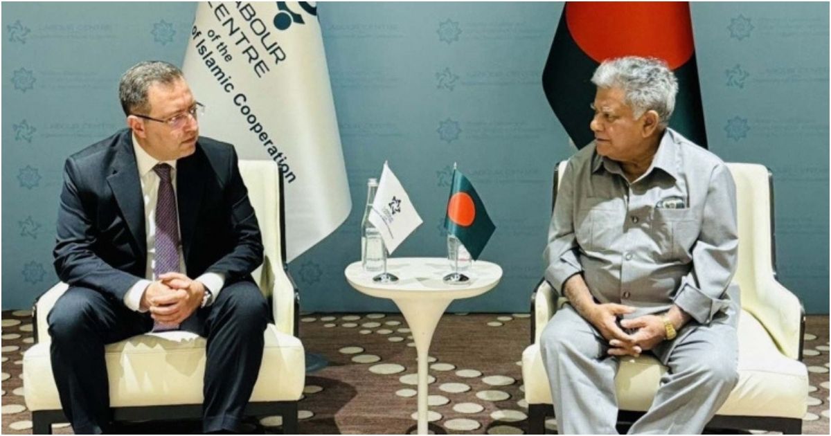 শ্রম ও কর্মসংস্থান উপদেষ্টার সাথে ওআইসি শ্রম কেন্দ্রের মহাপরিচালকের সাক্ষাৎ