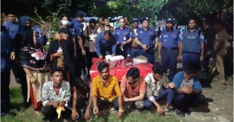 নারায়ণগঞ্জে যৌথ অভিযান: ২৪ আটক, সরকারি আদালত থেকে ৫ জনকে সাজা