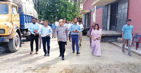 আনোয়ারায় গুদাম নির্মাণে দৃশ্যমান অগ্রগতি