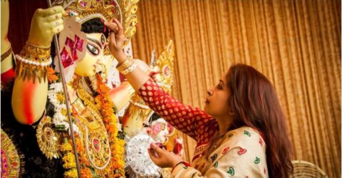 মন্দিরে ভক্তদের উপদ্রব ও কুমারীপূজা আজ রামকৃষ্ণ মিশনে