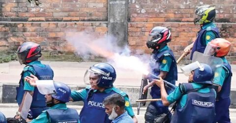 পুলিশের আন্দোলন দমনكار্যক্রমে ৩ লাখের বেশি গুলি ছুड़ी