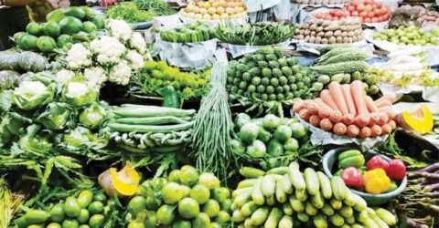 সবজির বাজারে উত্তাপ কমছেই না