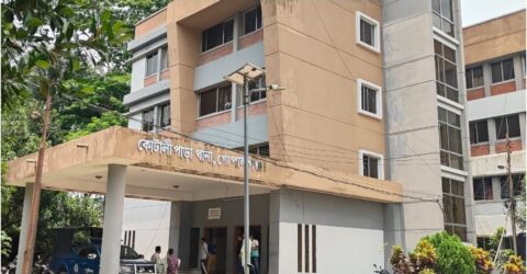 কোটালীপাড়ায় মায়ের সাথে অভিমান করে মাদ্রাসা ছাত্রের আত্মহত্যা