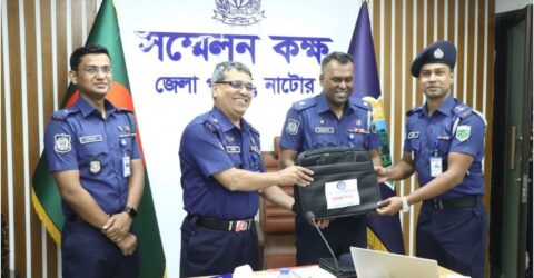 নাটোরে বড়াইগ্রাম শ্রেষ্ঠ থানা ও এসআই রাকিবুল ইসলাম শ্রেষ্ঠ অফিসার