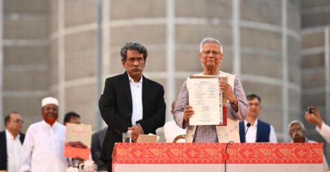 জুলাই জাতীয় সনদে স্বাক্ষর করলেন প্রধান উপদেষ্টা