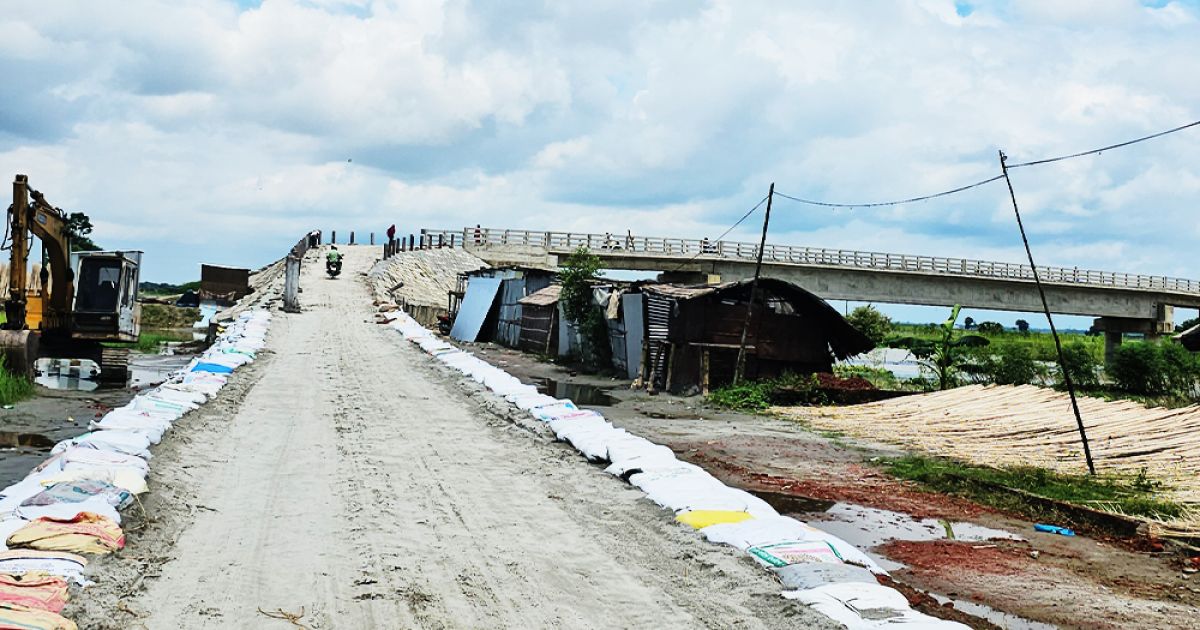 একটি ব্রিজের মাধ্যমে চরবাসীর স্বপ্ন পূরণ হলো