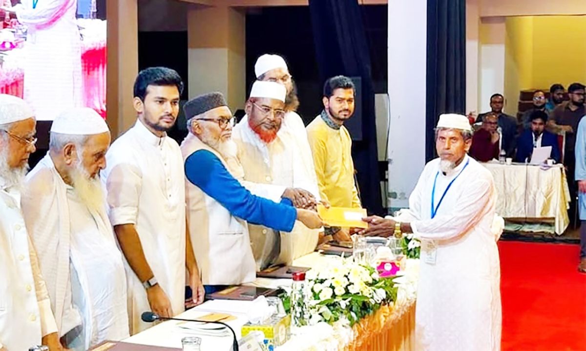শাপলা চত্বরে হেফাজতের শহীদদের নামে স্মৃতিস্তম্ভ নির্মাণের ঘোষণা