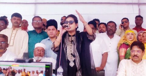 শিক্ষকদের দাবি কেন্দ্রীয় নেত্রী ডা. প্রিয়াঙ্কা’র সমর্থন