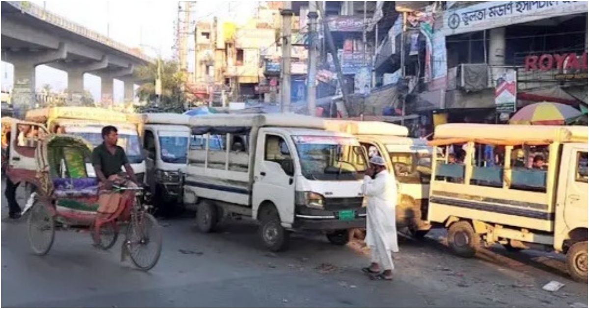 রূপগঞ্জে নেই কোনও গণপরিবহন, যাত্রীদের ভোগান্তির শেষ নেই