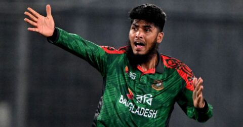ব্যাট-বলের পারফরম্যান্সে ক্যারিয়ারসেরা রেটিং রিশাদের