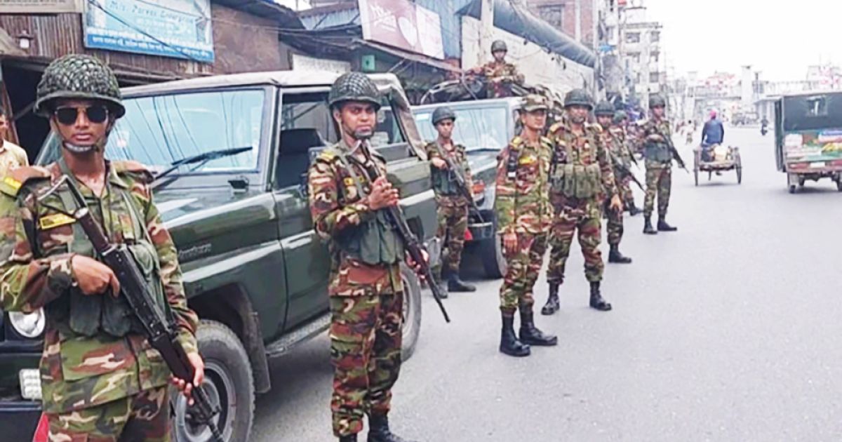 দেশের শেষ ভরসাস্থল সেনাবাহিনীকে বিতর্কে টানবেন না