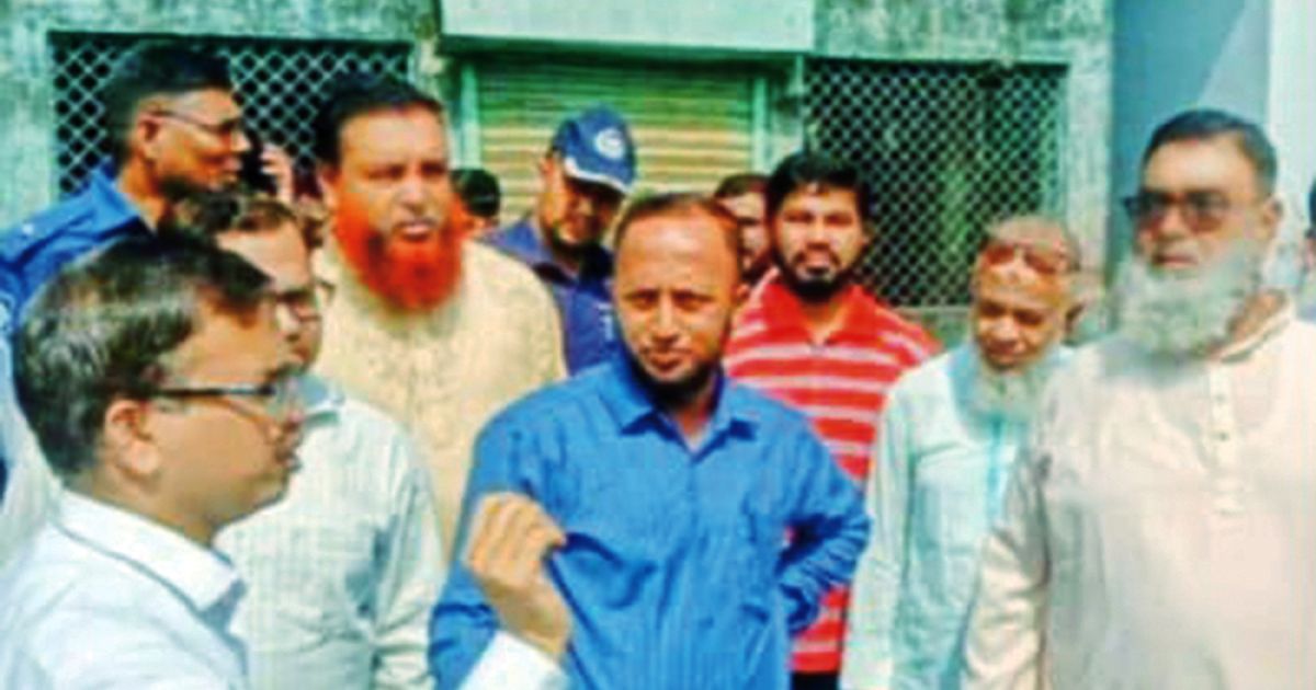 নেত্রকোনায় আন্তজেলা বাস টার্মিনাল সংস্কারের উদ্যোগ শুরু