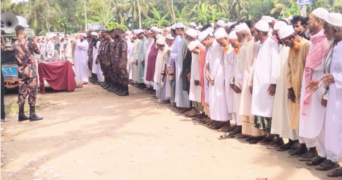 সীমান্তে আহত বিজিবি সদস্য নায়েক আক্তারের দাফন সম্পন্ন