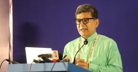 জনগণের সম্মতি ছাড়া কোনো উদ্যোগ অগ্রগতি করতে পারে না: হোসেন জিল্লুর