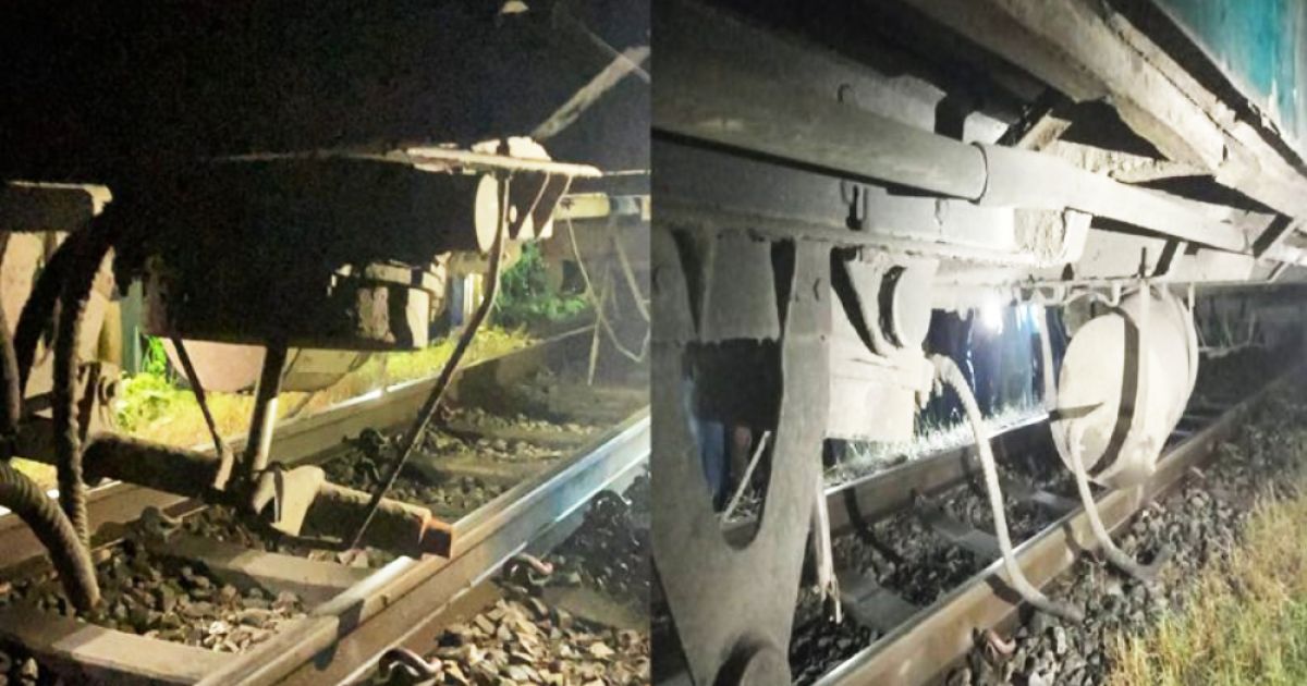কালীগঞ্জে ট্রেনের হুইসপাইপ খুলে যাওয়ায় বড় দুর্ঘটনার হাত থেকে রক্ষা পেল ‘এগার সিন্ধুর গোধূলি’ এক্সপ্রেস