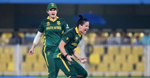 ইংল্যান্ডকে হারিয়ে দক্ষিণ আফ্রিকা প্রথমবারের মতো বিশ্বকাপ ফাইনালে