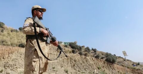 আফগানিস্তান-পাকিস্তান যুদ্ধবিরতির মেয়াদ বাড়াতে রাজি