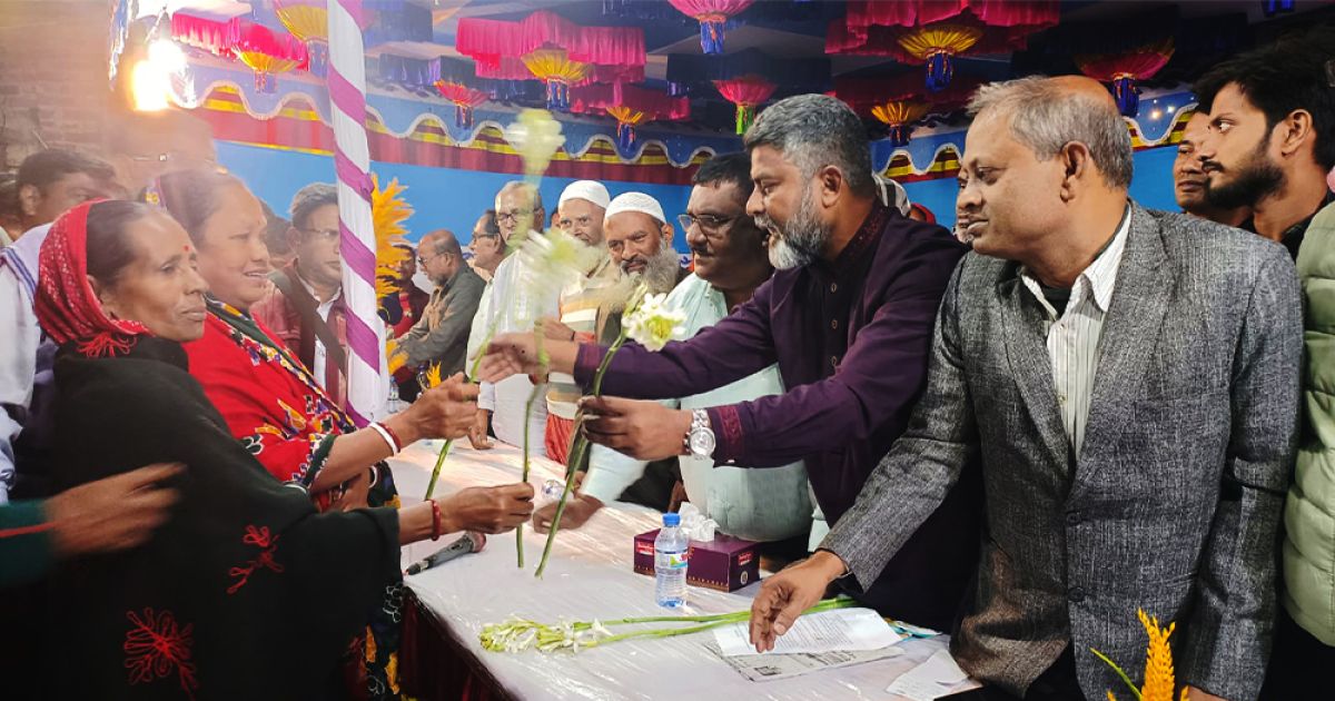 নওগাঁয় সাত শতাধিক সনাতন ধর্মাবলম্বী পরিবার বিএনপিতে যোগ