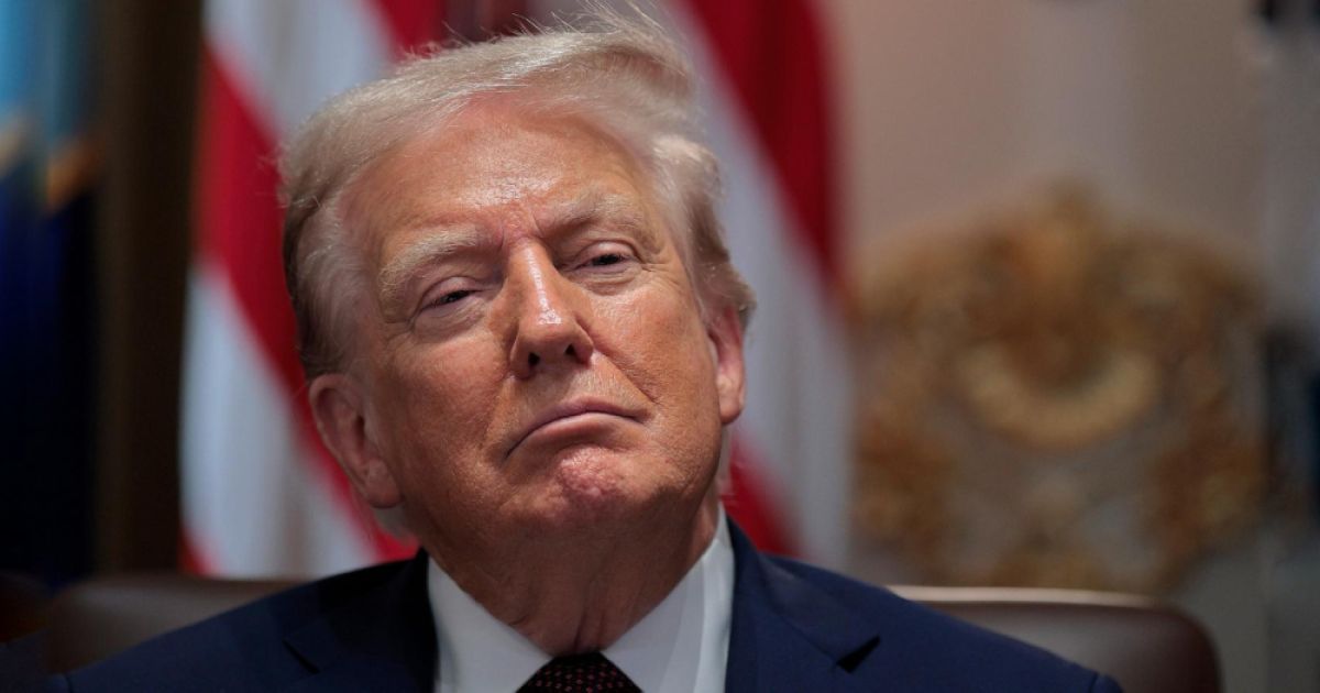 সাংবাদিকের প্রশ্নে ট্রাম্পের তীব্র কটূক্তি