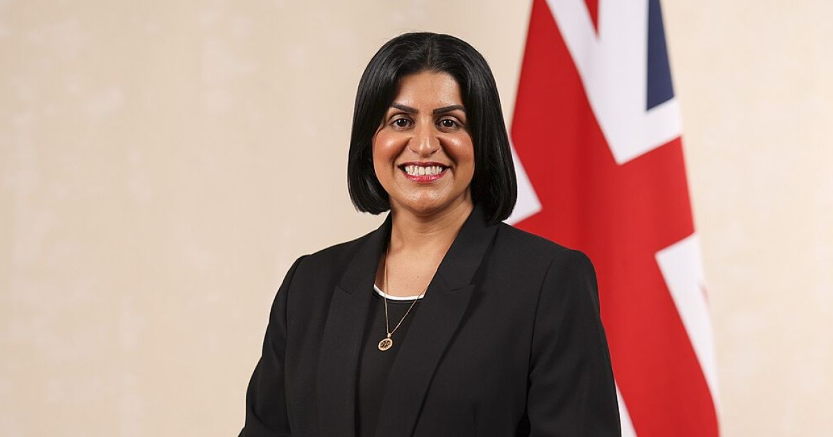 শাবানা মাহমুদ কি হতে চলেছেন ব্রিটেনের প্রথম মুসলিম প্রধানমন্ত্রী?