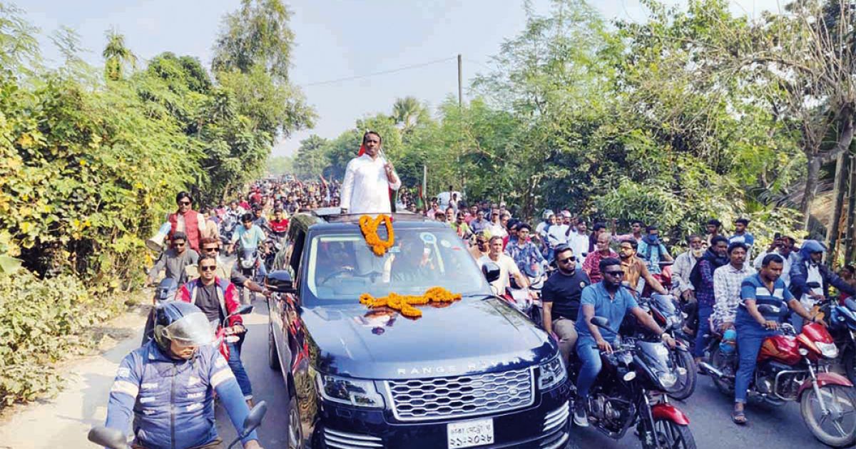 কুষ্টিয়ায় বিএনপি নেতা শেখ সাদীর বিশাল পথসভা ও শোডাউন
