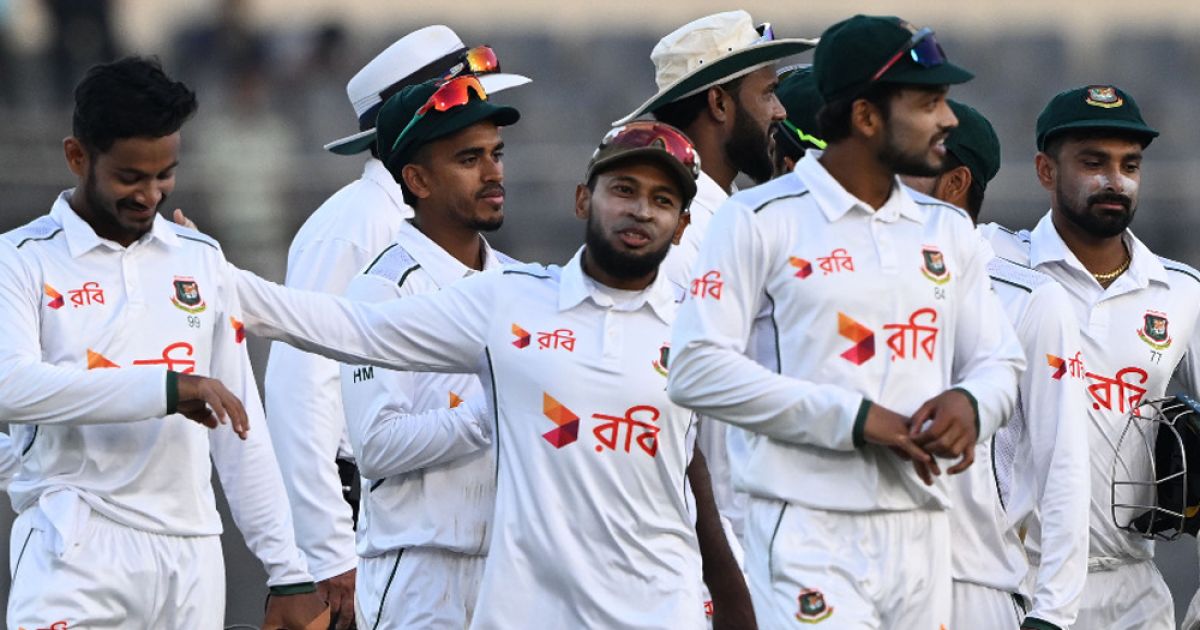 মুশফিক-লিটনের ঝড়া শুরু, মিরপুরে বোলারদের দাপট