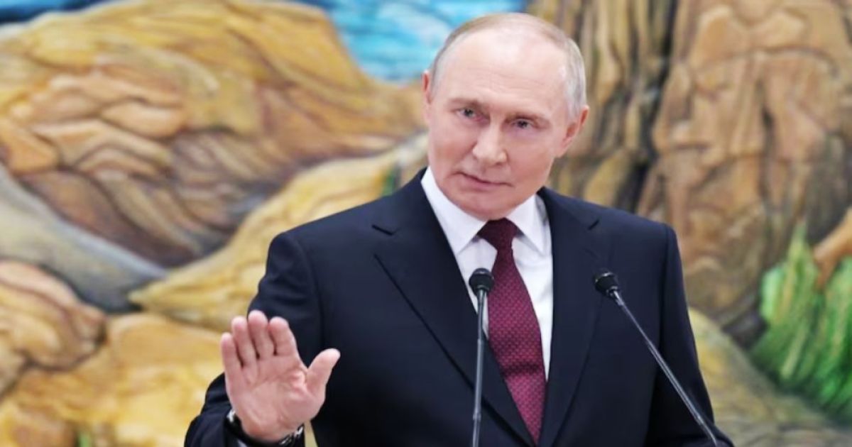 শান্তি চুক্তি এখন সম্পূর্ণ অপ্রয়োজনীয়: পুতিন