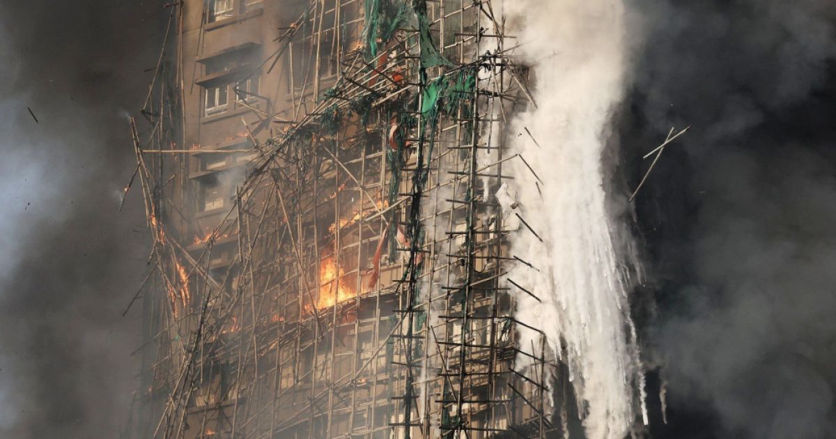 হংকংয়ে ভয়াবহ অগ্নিকাণ্ডে নিহতের সংখ্যা বেড়ে ৯৪