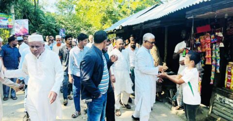 সীতাকুণ্ডে বিএনপি প্রার্থী কাজী সালাউদ্দিনের গণসংযোগ