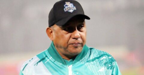 নোয়াখালী এক্সপ্রেসের কোচ হলেন খালেদ মাহমুদ সুজন