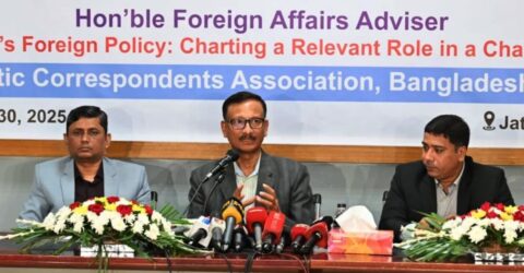 তারেক রহমানের দেশে ফিরে আসায় কোনো নিষেধাজ্ঞা নেই: পররাষ্ট্র উপদেষ্টা তৌহিদ হোসেন