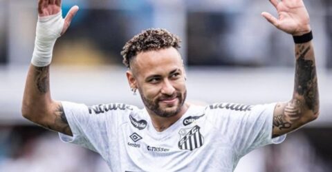 নেইমার-নেতৃত্বে সান্তোস রক্ষা পেলো অবনমন থেকে