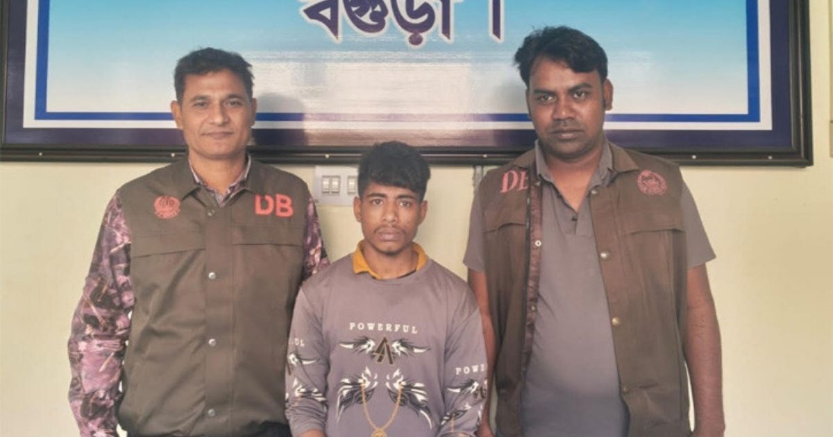 আদালত থেকে পালানো আসামি গ্রেপ্তার, বগুড়ার ৭ পুলিশ প্রত্যাহার