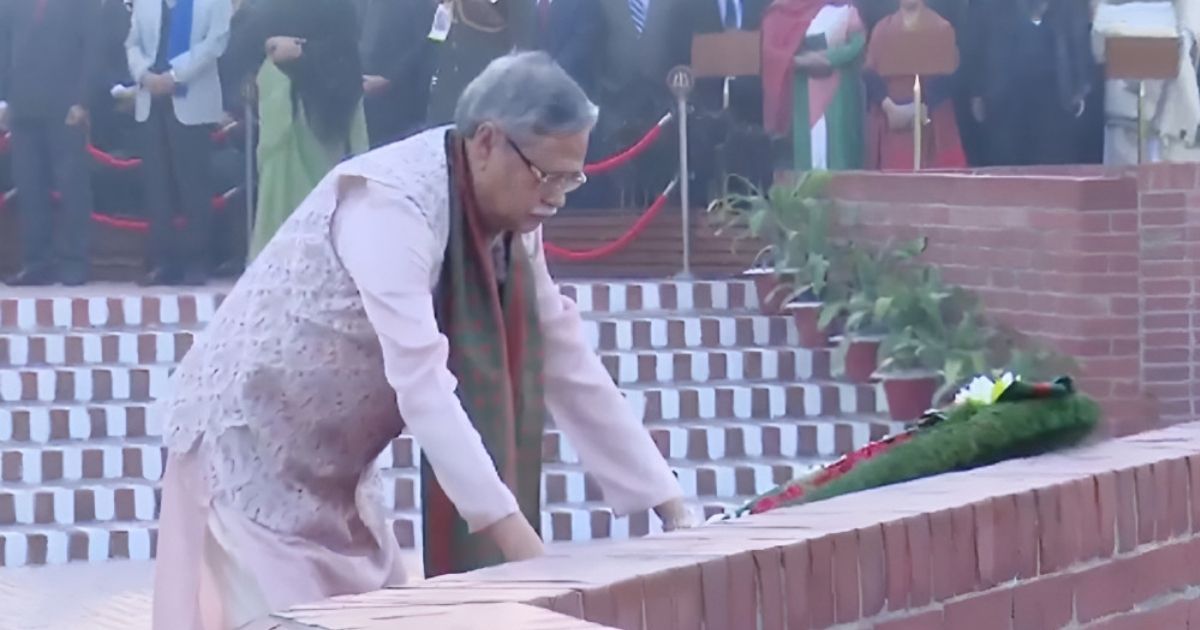 বিজয় দিবসে জাতীয় স্মৃতিসৌধে রাষ্ট্রপতির শ্রদ্ধা
