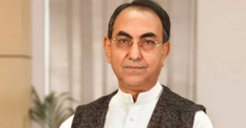 গোলাম আযমকে ‘জাতির শ্রেষ্ঠ সন্তান’ করতে বীর মুক্তিযোদ্ধাদের অবস্থা কোথায়—মির্জা আব্বাসের প্রশ্ন