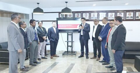 ডিএসইতে উদ্বোধন হলো ‘ইনফরমেশন হেল্প ডেস্ক’