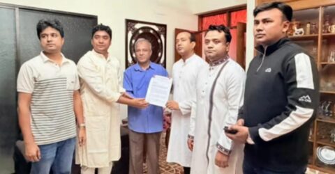 শহীদ ওসমান হাদি হত্যার বিচার ও নিরাপত্তার দাবি জানিয়ে ছাত্রদলের স্মারকলিপি