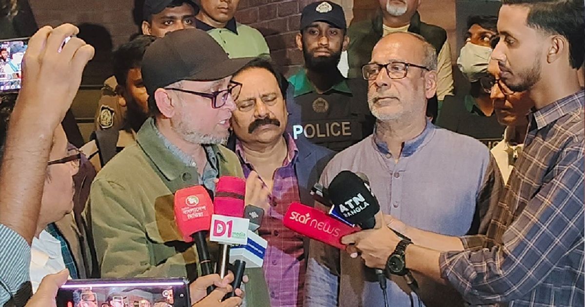 ছায়ানটে হামলার সিসিটিভি ফুটেজ দেখে ব্যবস্থা নেবে সরকার: মোস্তফা সরোয়ার ফারুকী