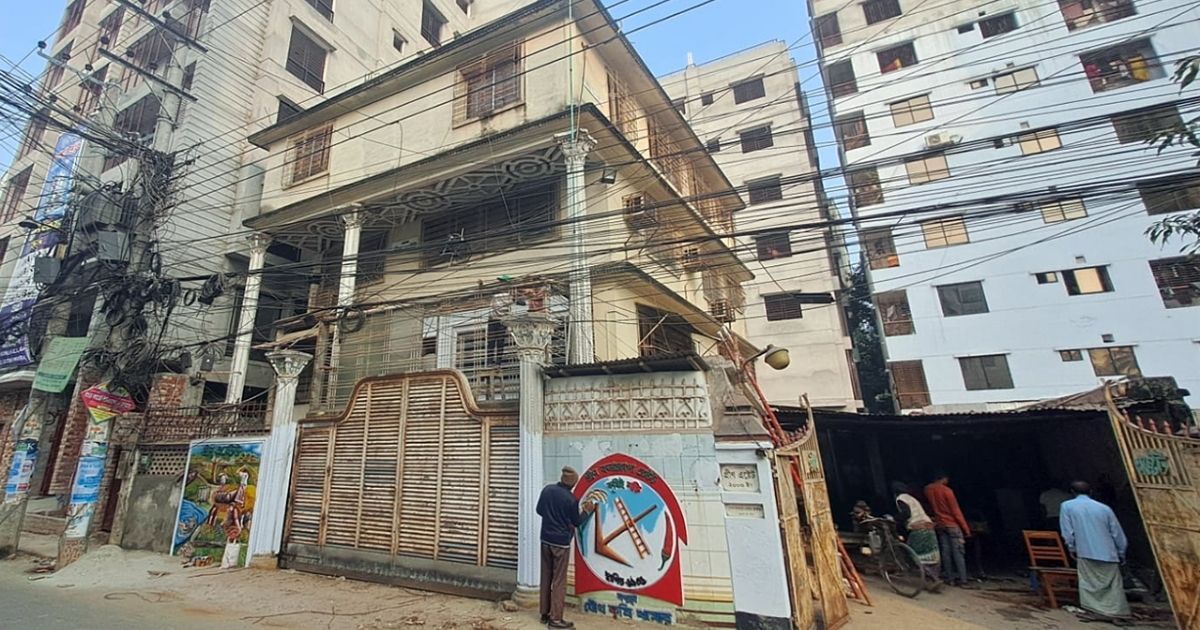 আজকের শুভপরিণতি: ১৮ বছর পর ফিরছেন তারেক রহমান, বগুড়ার ‘গ্রীন এস্টেট’ নতুন করে সাজানো হচ্ছে