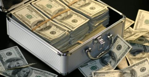 ডিসেম্বরে রেমিট্যান্স ছাড়াতে পারে তিন বিলিয়ন ডলার