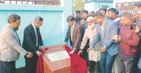 নীলফামারীর কসাইখানায় একসাথে জবাই হবে ৪০টি গরু-ছাগল