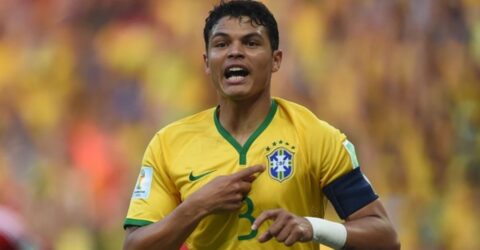 ৪১ বছর বয়সে ব্রাজিলিয়ান কিংবদন্তি থিয়াগো সিলভা আবারো পোর্তোতে ফিরলেন