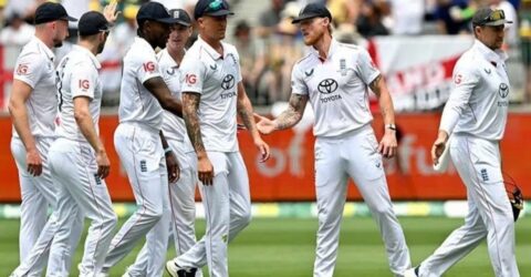 অ্যাশেজে ব্যর্থতার মাঝেই মদ্যপান বিতর্ক: ইসিবির তদন্তের মুখে ইংলিশ ক্রিকেটাররা